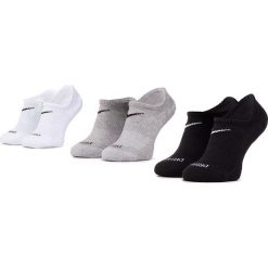 Zestaw 3 par stopek unisex NIKE - SX7840 911 Biały Czarny Szary. Szare skarpetki damskie Nike, bez wzorów, z elastanu. Za 69,00 zł.