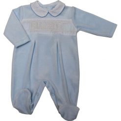 Śpioszki "Baby" w kolorze błękitnym. Niebieskie śpiochy niemowlęce Just Too Cute, z haftami. W wyprzedaży za 42,95 zł.