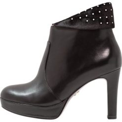Botki damskie: Tamaris Heart & Sole Botki na obcasie black