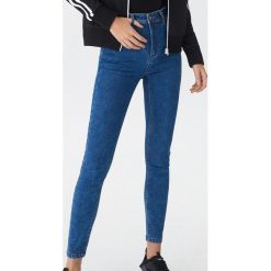 Jeansy high waist skinny - Turkusowy. Niebieskie jeansy damskie z wysokim stanem marki House, z jeansu. Za 79,99 zł.