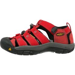 Keen NEWPORT H2 Sandały trekkingowe ribbon red/gargoyle. Czerwone sandały chłopięce Keen, z gumy. Za 239,00 zł.