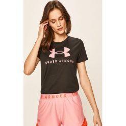 Under Armour - T-shirt. Różowe bluzki damskie Under Armour, s, z nadrukiem, z bawełny, casualowe, z okrągłym kołnierzem. W wyprzedaży za 99,90 zł.