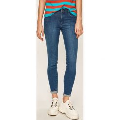 Wrangler - Jeansy Body Bespoke. Niebieskie jeansy damskie Wrangler, z elastanu. Za 299,90 zł.