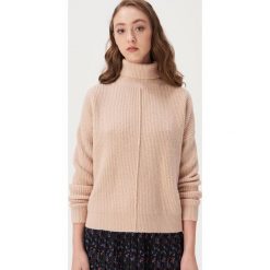 Sweter z golfem - Różowy. Różowe swetry damskie Sinsay, s, bez wzorów, bez rękawów, bez kaptura. Za 59,99 zł.