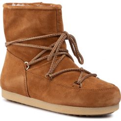 Śniegowce MOON BOOT - Mb Far Side Jr Low Suede 34200400003 D Whisky. Pomarańczowe śniegowce dziewczęce Moon Boot, bez zapięcia. W wyprzedaży za 549,00 zł.