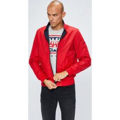 Tommy Hilfiger - Kurtka. Niebieskie kurtki męskie bomber marki TOMMY HILFIGER, l, z elastanu. W wyprzedaży za 479,90 zł.