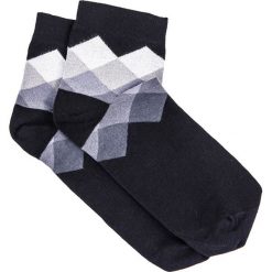 SKARPETY MĘSKIE U17 - SZARE. Szare skarpetki męskie Ombre Clothing. Za 7,99 zł.
