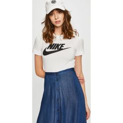 Nike Sportswear - Top. Białe topy damskie Nike Sportswear, s, z nadrukiem, z elastanu, casualowe, z okrągłym kołnierzem. W wyprzedaży za 79,90 zł.