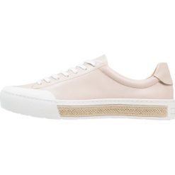 Tenisówki męskie: KIOMI Tenisówki i Trampki beige