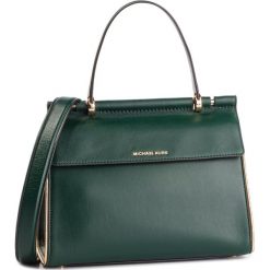Torebka MICHAEL MICHAEL KORS - Jasmine 30H8GI2S2L Racing Green. Zielone torebki klasyczne damskie MICHAEL Michael Kors, bez wzorów, ze skóry, klasyczne, na ramię, bez dodatków. Za 1759,00 zł.
