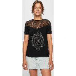 Desigual - Top. Bluzki damskie Desigual. W wyprzedaży za 159,90 zł.