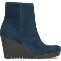 Botki MIQUELA. Niebieskie botki damskie Gino Rossi, na jesień, ze skóry, klasyczne, na wysokim obcasie, na koturnie, bez zapięcia. Za 249,90 zł.