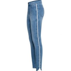 Dżinsy Super Skinny w krótszej długości, z połyskującą wstawką bonprix niebieski "bleached”. Niebieskie jeansy damskie bonprix, z jeansu. Za 109,99 zł.
