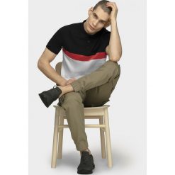 Koszulka polo męska TSM629 - ciemny granat - Outhorn. Pomarańczowe koszulki męskie Outhorn, m, bez wzorów, polo, bez rękawów. Za 59,99 zł.