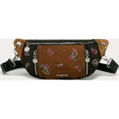Desigual - Nerka. Nerki damskie Desigual, w paski, z poliesteru, małe, z haftem. Za 199,90 zł.