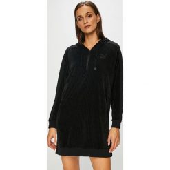 Puma - Sukienka. Fioletowe sukienki damskie Puma, na co dzień, s, bez wzorów, z elastanu, casualowe, z kapturem, bez rękawów, mini, proste. W wyprzedaży za 219,90 zł.