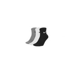 SKARPETY EVERYDAY LIGHT WEIGHT 3-PAK. Szare skarpetki męskie Nike, bez wzorów. Za 49,99 zł.