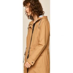 Medicine - Parka Modern Utility. Zielone kurtki damskie MEDICINE, s, bez wzorów, z bawełny, z kapturem. Za 279,90 zł.