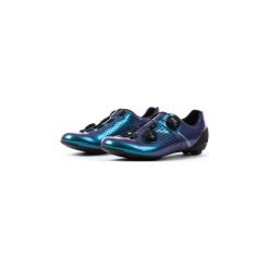 Buty na rower ROADRACING 900 VAN RYSEL. Niebieskie buty sportowe męskie VAN RYSEL, z poliesteru, bez zapięcia, rowerowe. Za 599,99 zł.