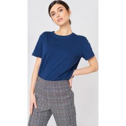 NA-KD Basic T-shirt oversize - Blue,Navy. Różowe t-shirty damskie marki NA-KD Basic, z bawełny. Za 40,95 zł.