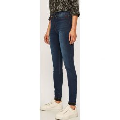 Desigual - Jeansy. Czarne jeansy damskie Desigual, l, bez wzorów, z elastanu, z podwyższonym stanem. W wyprzedaży za 249,90 zł.