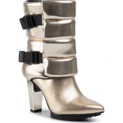 Kozaki UNITED NUDE - Lev Puffer Bootie 104682216 Gold. Żółte kozaki damskie United Nude, ze skóry, bez obcasa, na obcasie, bez zapięcia. W wyprzedaży za 819,00 zł.