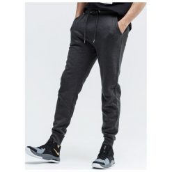 Feewear Spodnie Haw , szary, rozmiar M. Szare spodnie męskie Feewear, s, bez wzorów, z bawełny. W wyprzedaży za 79,99 zł.