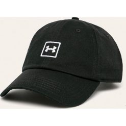 Under Armour - Czapka. Różowe czapki męskie Under Armour, bez wzorów, z bawełny. Za 89,90 zł.