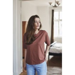 AIMEE KONIAK T-shirt. Szare t-shirty damskie marki Pakamera, z bawełny. Za 139,00 zł.