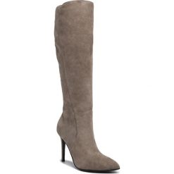 Kozaki SOLO FEMME - 14109-AB-K34/000-51-00 Taupe. Brązowe kozaki damskie Solo Femme, ze skóry, bez obcasa, bez zapięcia. Za 589,00 zł.
