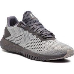 Buty Reebok - Flexagon DV4130 Shark/Neon Red/Skull Grey. Szare buty sportowe męskie Reebok, z tworzywa sztucznego, bez zapięcia, na fitness i siłownię. Za 379,00 zł.