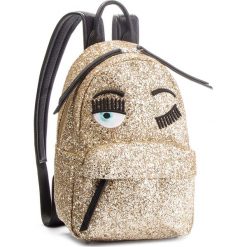 Plecak CHIARA FERRAGNI - 18AI-CFZ004 Oro. Żółte plecaki damskie marki Chiara Ferragni, ze skóry ekologicznej. W wyprzedaży za 949,00 zł.