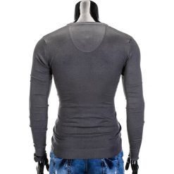 SWETER MĘSKI E74 - GRAFITOWY. Szare swetry klasyczne męskie marki Ombre Clothing, s, z bawełny, klasyczne, z dekoltem w serek. Za 49,00 zł.