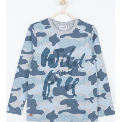 Koszulka. Szare t-shirty chłopięce marki FREE AND WILD, z nadrukiem, z długim rękawem. Za 49,90 zł.