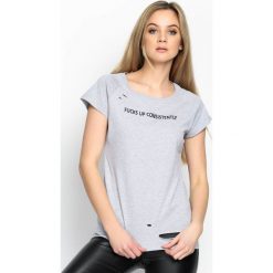 Szary T-shirt Forbidden. Szare bluzki damskie marki Born2be, m, z napisami, z okrągłym kołnierzem. Za 44,99 zł.