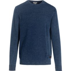 Sweter Pepe Jeans PM701936. Niebieskie swetry męskie Pepe Jeans, s, bez wzorów, z jeansu, klasyczne, z klasycznym kołnierzykiem, bez kaptura. W wyprzedaży za 199,00 zł.