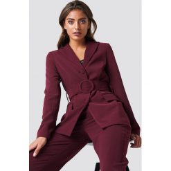 NA-KD Classic Marynarka z szerokim paskiem - Red,Purple. Czerwone marynarki damskie NA-KD Classic, w paski, z poliesteru. Za 202,95 zł.