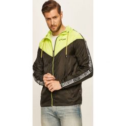 Roberto Cavalli Sport - Kurtka. Czarne płaszcze męskie Roberto Cavalli Sport, xl, bez wzorów, z poliesteru, sportowe, krótkie, z kapturem. W wyprzedaży za 899,90 zł.