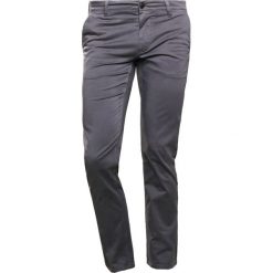 Chinosy męskie: BOSS CASUAL SLIM Chinosy medium blue