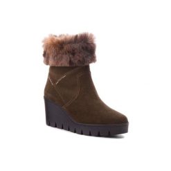 LASOCKI WE102. Botki damskie Lasocki, bez obcasa, bez zapięcia. Za 249,99 zł.