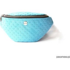 Blue Dots nerka /saszetka. Niebieskie nerki damskie Pakamera, bez wzorów, pikowane, bez dodatków. Za 109,00 zł.
