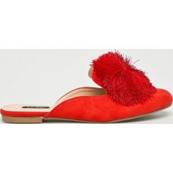 Answear - Klapki Vices. Czerwone klapki damskie ANSWEAR, bez wzorów, z gumy, bez obcasa, na obcasie. W wyprzedaży za 34,90 zł.