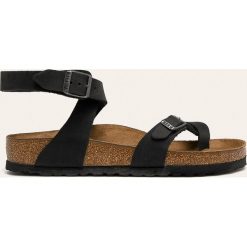 Birkenstock - Sandały skórzane Yara. Czarne klapki damskie Birkenstock, bez wzorów, ze skóry, bez obcasa, na obcasie. Za 389,90 zł.