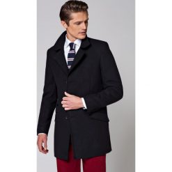 Płaszcz Czarny Andro. Czarne płaszcze męskie LANCERTO, na zimę, m, bez wzorów, z bawełny, eleganckie, bez kaptura. W wyprzedaży za 559,90 zł.