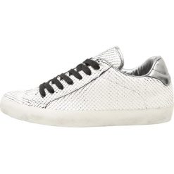 Zadig & Voltaire ZADIG NEO KEITH Sneakersy niskie blanc. Białe sneakersy męskie marki Zadig & Voltaire, bez wzorów, ze skóry, bez zapięcia. Za 1009,00 zł.
