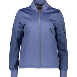 Kurtka w kolorze niebieskim. Niebieskie kurtki damskie Marc O'Polo, bez wzorów, prążkowane. W wyprzedaży za 395,95 zł.