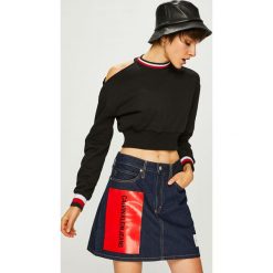 Trendyol - Bluza. Czarne bluzy damskie Trendyol, s, z nadrukiem, z bawełny, bez rękawów, bez kaptura. W wyprzedaży za 39,90 zł.