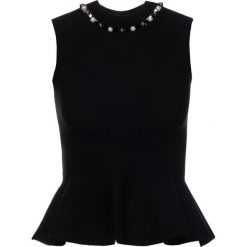 Bluzka Guess W93R89 Z2FY0. Białe bluzki damskie Guess, s, z aplikacjami, z wiskozy, bez kołnierzyka, bez rękawów. W wyprzedaży za 189,00 zł.