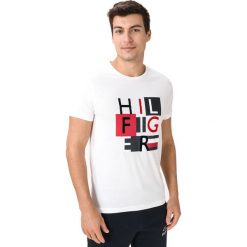 Tommy Hilfiger Koszulka Biały. Białe podkoszulki męskie TOMMY HILFIGER, m, z nadrukiem, z bawełny, z krótkim rękawem. Za 221,95 zł.