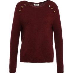 Swetry klasyczne damskie: Modström CLEO Sweter wine red melange